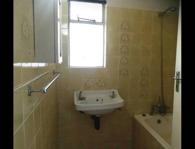 2 BEDROOM APARTMENT RENTED IN HUMEWOOD